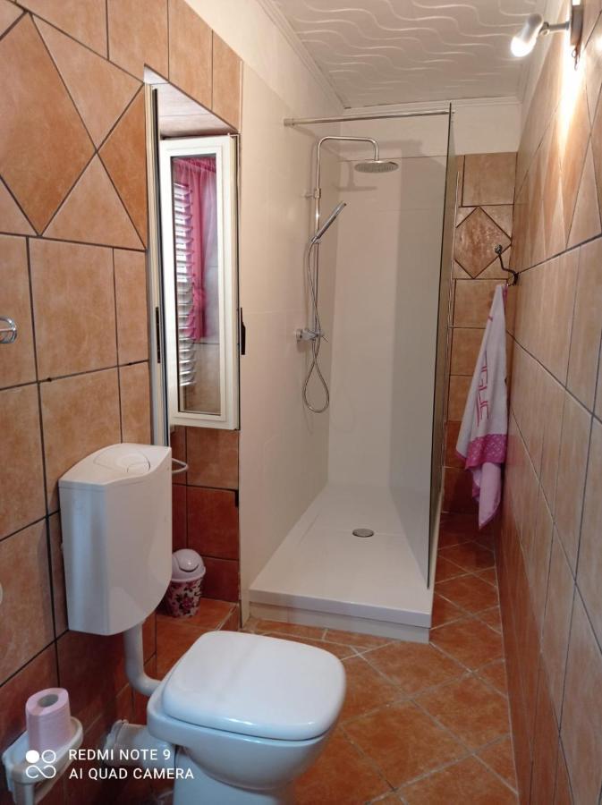 Casa Soraya, dimora tipica a 2 passi dal duomo. Apartment Cefalu Bagian luar foto