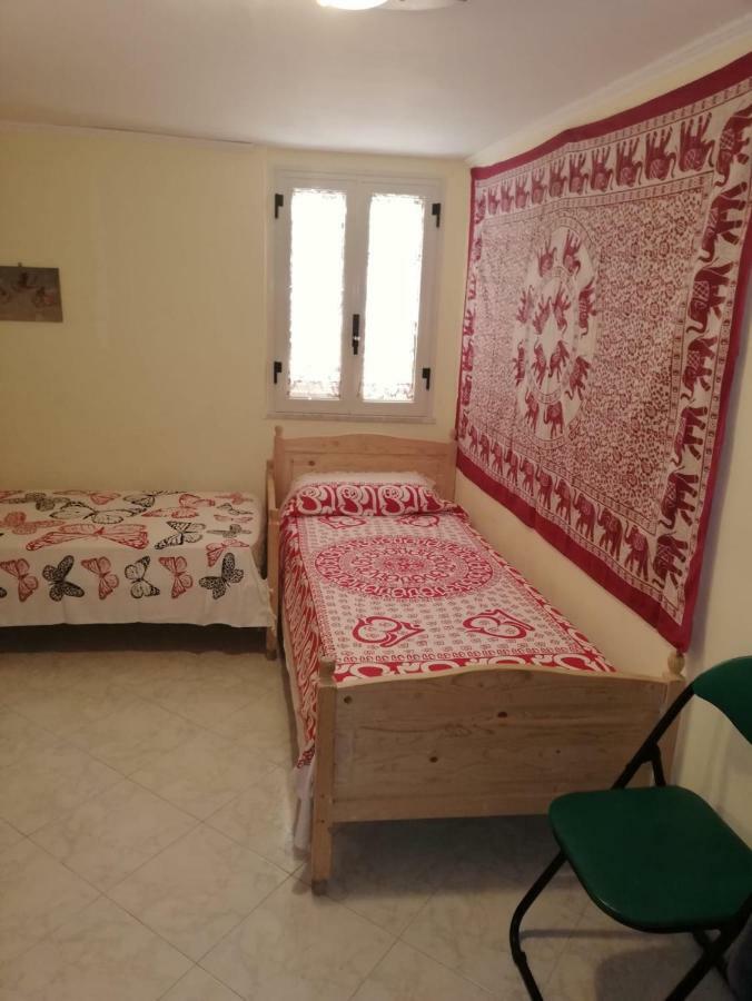 Casa Soraya, dimora tipica a 2 passi dal duomo. Apartment Cefalu Bagian luar foto